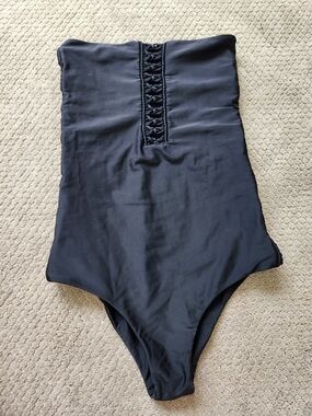 Mikoh Black Womens One-Piece Swimsuit with Front/Side Braided Placket